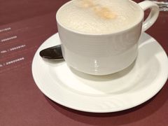 -阿维斯咖啡(镜湖店)