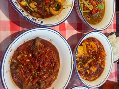 -笨豆腐居民楼菜馆•江西小炒(天津开发区店)
