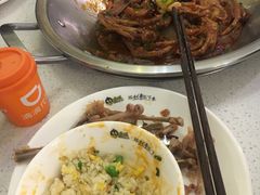-张大师鸭爪爪特色干锅(南湖店)