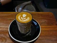 Flat&nbsp;white-black rainbow coffee
