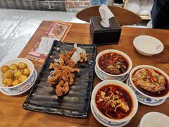 -炉小二铜锅牛蛙•川湘菜(三里屯店)