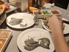 -山焱·炭火自助烤肉(周浦万达店)