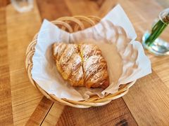 黄金流奶羊角-麦田工坊(月湖店)