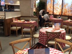 -奈尔宝家庭中心·亲子早教·派对餐厅(北京东坝万达店)