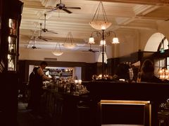 -LONG BAR 廊吧(外滩华尔道夫酒店)