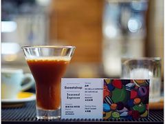 -Be Lived Cafe比例咖啡(摩天轮店)