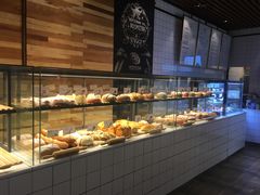 面包甜点陈列柜-野上麦田(中贸广场店)