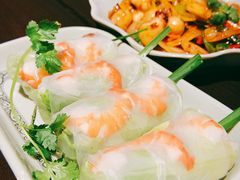 -大头虾越式风味餐厅(光明广场店)