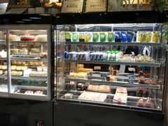 面包甜点陈列柜-麦的多生日蛋糕(龙湖三千店)