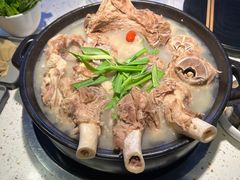 -沪小胖·小龙虾·蓝龙王(八佰伴店)