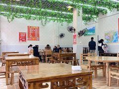 大堂-一品红烧鸭特色川菜(三岔湖店)