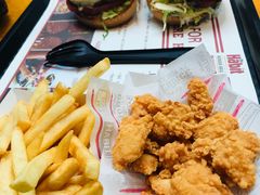-The Habit Burger Grill 哈比特汉堡(复兴soho店)
