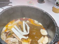 -芸山季·云南山珍菌火锅(人民广场来福士店)