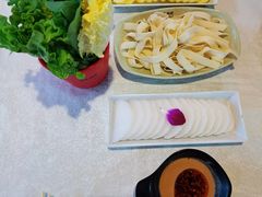 蔬菜拼盘-羊家胡同·龙虾烧烤火锅(龙汇路店)