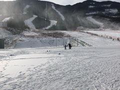 -鳌山滑雪度假区
