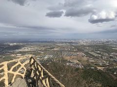 -鬼笑石后山停车场