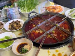 -赵美丽·重庆社区火锅·直营店(火车东站·中豪国际店)