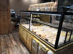面包甜点陈列柜-BOKE博稞烘焙(天佑城店)