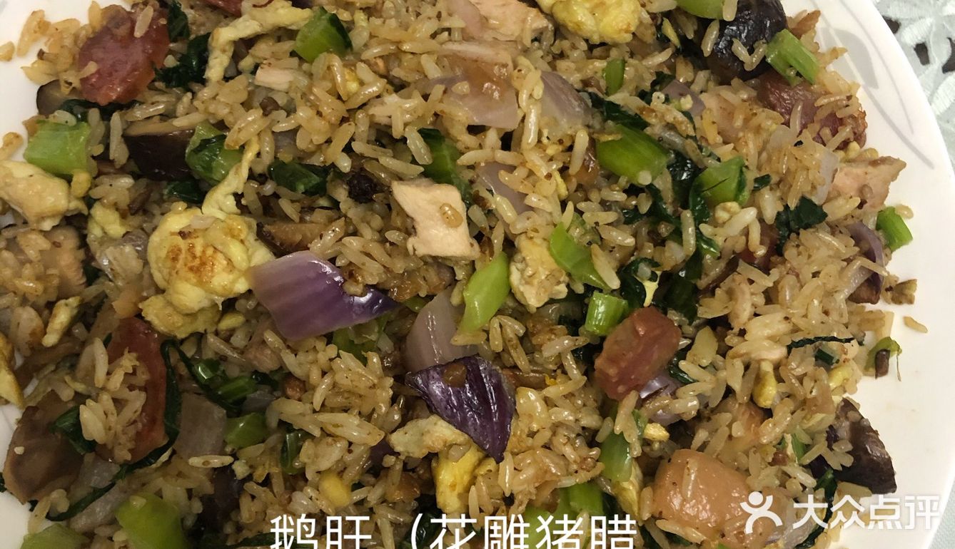 再来一个下饭的紫苏茄子豆角，茄子超入味，豆角有点老