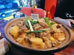 彪哥秘制牛腩煲-沙胆彪炭炉牛杂煲(成都玉林店)