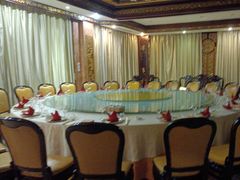 -皇宫大酒店