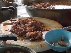 -Kha Mu Charoensang(Silom)
