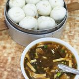 《留学路的美味小店[愉快]宜聪包子铺》
