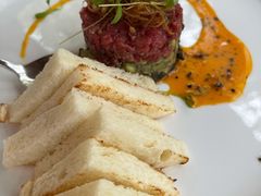 牛肉塔塔配牛油果黑橄榄酱-Solo(衡山路店)