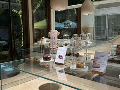 -VERIE BAKEHOUSE