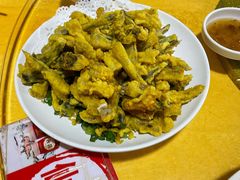 煎鸭嘴鱼骨-鲤鱼塘农家山庄