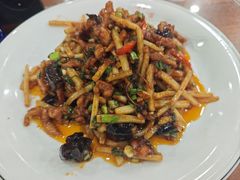 -椒香川流不息川菜馆(二七北路店)