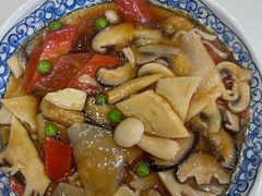 -天龙宝严素食馆(大兴善寺店)