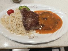 -香港新发烧腊茶餐厅(万象店)