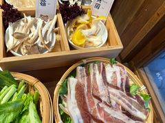 -阿婆情腊排骨火锅·野生菌季(古城旗舰店)