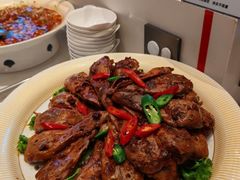 -涨巢·潮玩水疗局