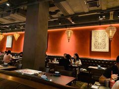 大堂-丝路金桃·新疆菜(徐汇店)