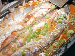 -夯鱼烤鱼·尔滨地标美食(中央商场店)
