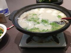 -香山湖家家宴(中山陵店)