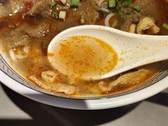 -粉吖吖·邵阳米粉(体育西路店)