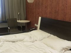 -如家云上四季连锁酒店(昆明东风广场地铁站店)