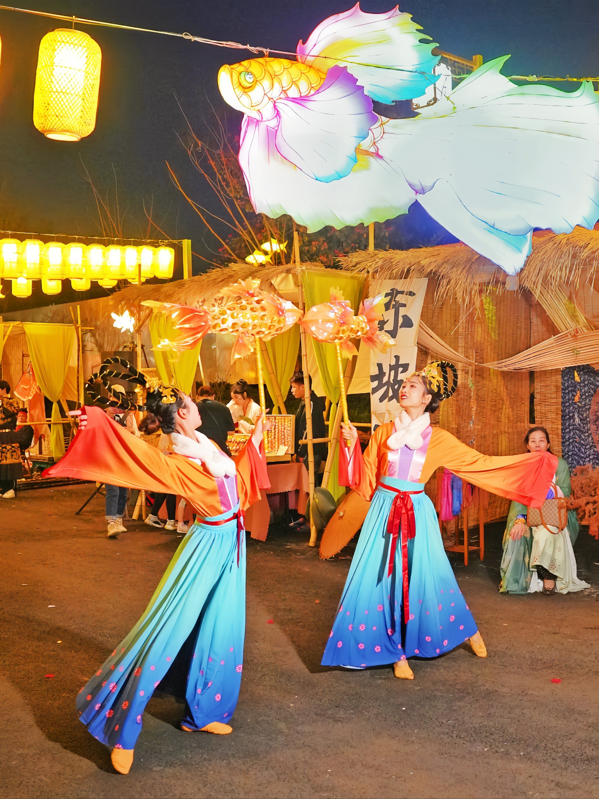 龙吉禧乐荟!一起穿古装相约逛市集吧