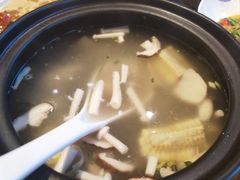-香山湖家家宴(中山陵店)