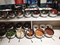 -贵府酸汤牛肉火锅·贵州老字号(飞山街店)