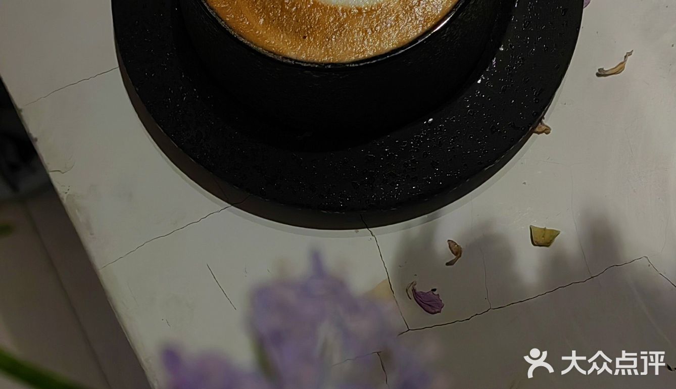 咖啡探店一第九百九十三家GUN COFFEE51个蛋壳联合