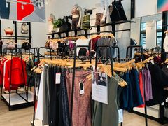 -lululemon(比斯特购物村店)