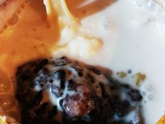 椰皇紫米炖蛋白-满记甜品(巴黎春天宝山店)