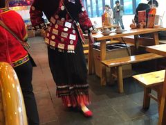 -鸿通城购物中心