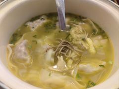 -笑来喜馄饨小笼工坊店(湖滨街店)