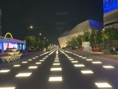 -南京眼步行桥