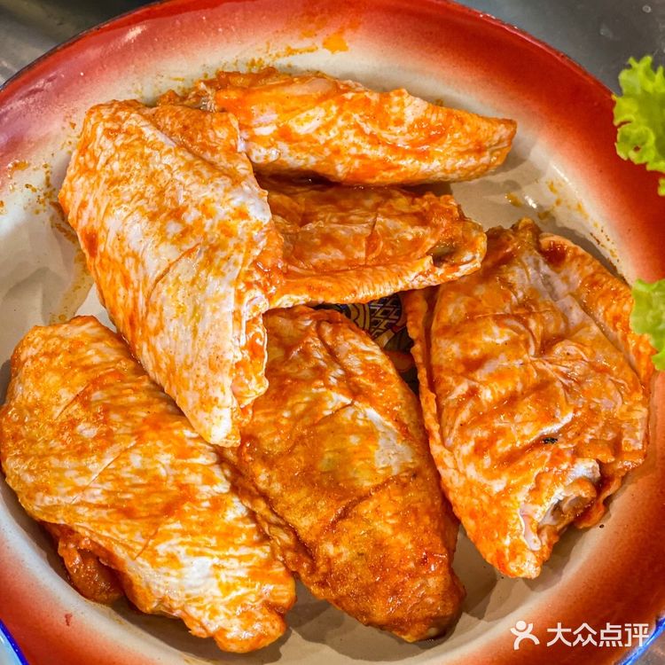 复古风爆棚的烤肉~正宗东北地摊口味